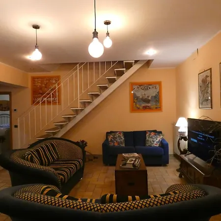 Villa Scappo In Umbria, La Casa Nel Bosco