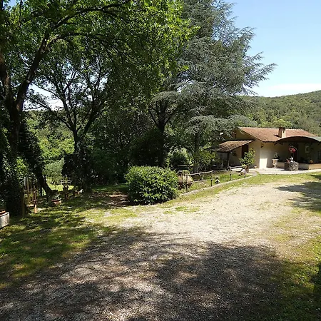 Scappo In Umbria, La Casa Nel Bosco *