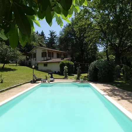 Scappo In Umbria, La Casa Nel Bosco 别墅