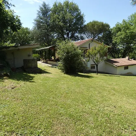 Scappo In Umbria, La Casa Nel Bosco Villa Amelia