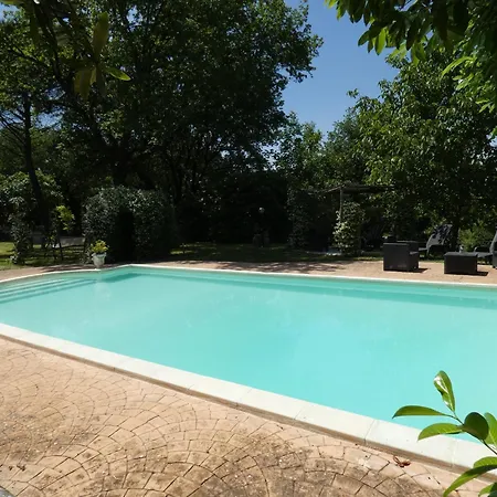 Scappo In Umbria, La Casa Nel Bosco *