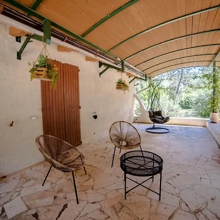 Scappo In Umbria, La Casa Nel Bosco *