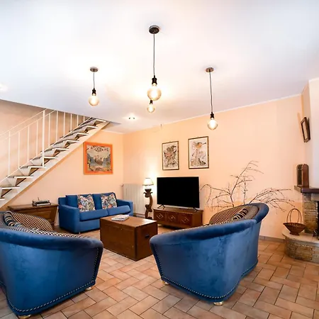 Scappo In Umbria, La Casa Nel Bosco Villa *
